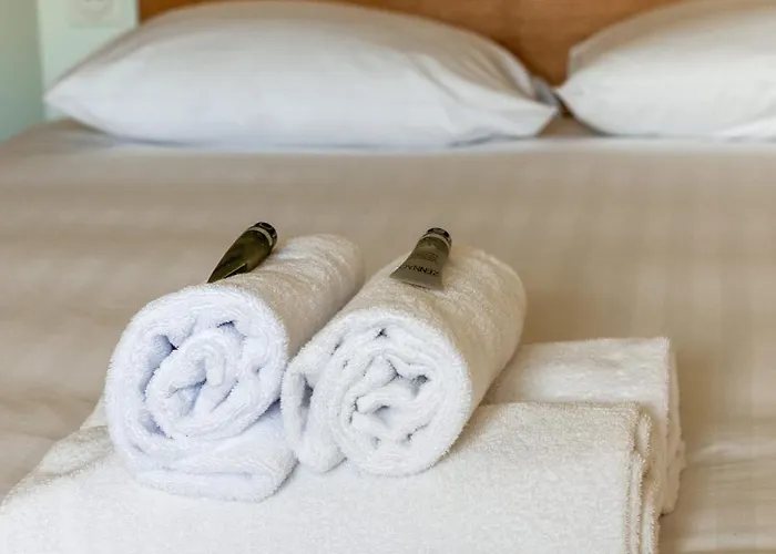 Fellas - Welkeys Apartament